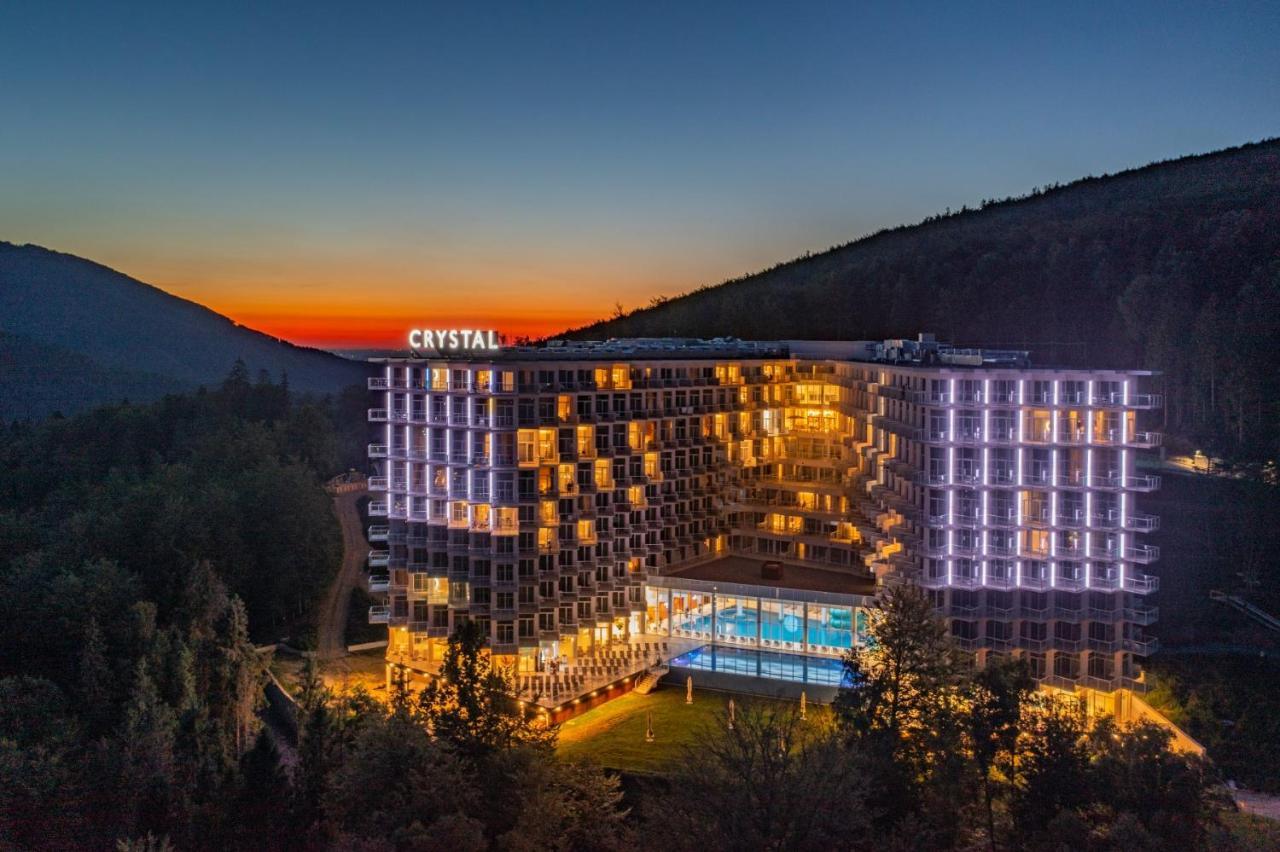 Crystal Mountain Hotel วีสวา ภายนอก รูปภาพ
